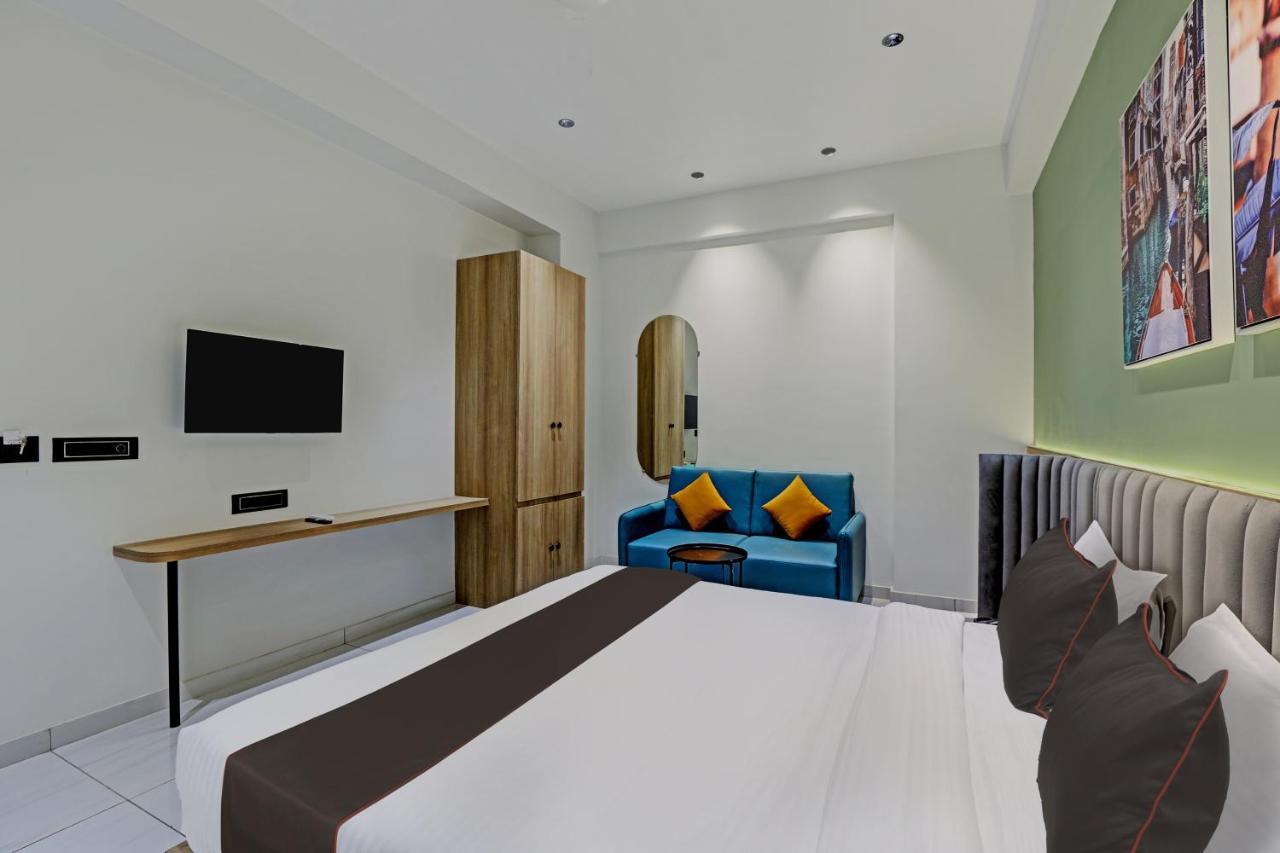 Hotel Lee Platinum Ahmedabad Exterior photo