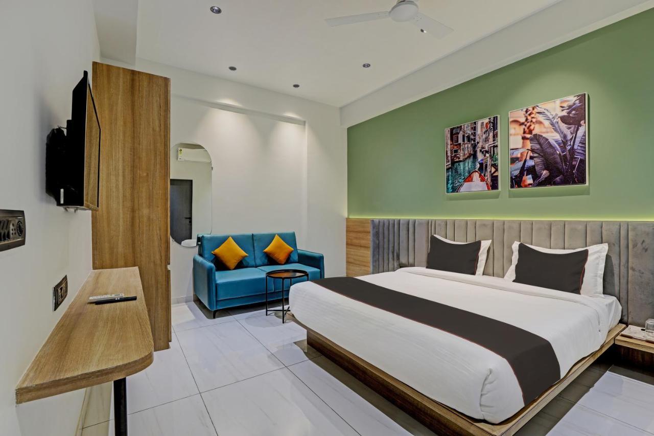 Hotel Lee Platinum Ahmedabad Exterior photo